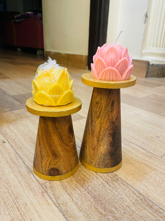 Lotus candle