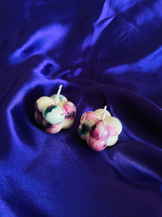 Mini bubble candle
